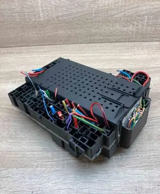 Volvo S80 Fuse module 9441584 9441582