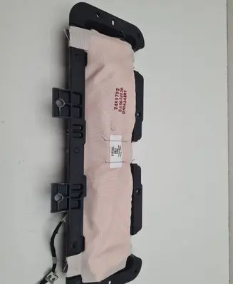 Mercedes-Benz ML W166 Knee airbag A1668600102