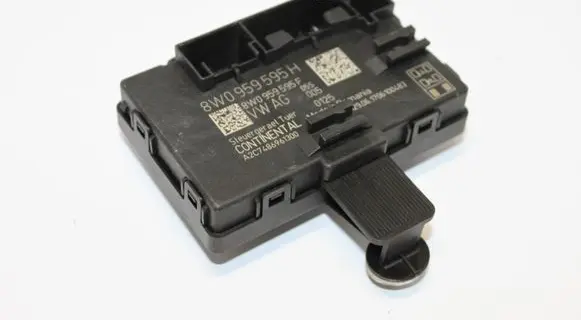 Audi A5 Door control unit/module 8W0959595H 8W0959595F