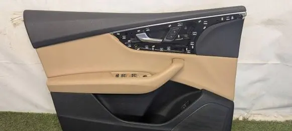 Audi Q8 Front door card panel trim