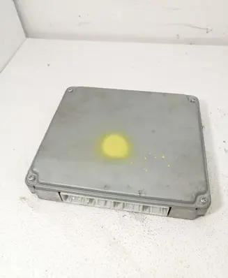Toyota Avensis T250 Engine control unit/module 8966105690