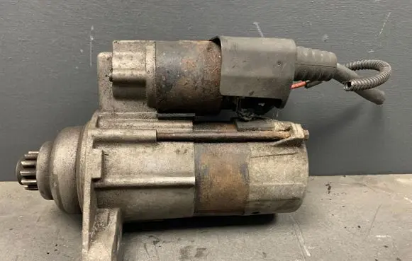 Volkswagen PASSAT B6 Starter motor