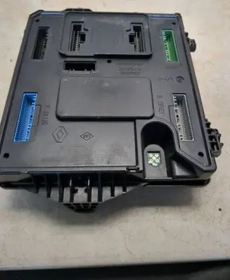 Renault Megane III BSM Control unit S180098701 284B11486R