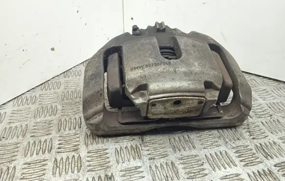 BMW 5 F10 F11 Front brake caliper