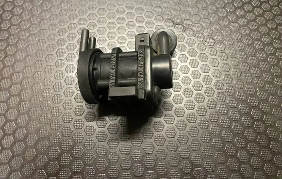 Opel Zafira B Turbo solenoid valve 4522371