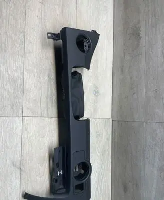 Steering wheel column trim