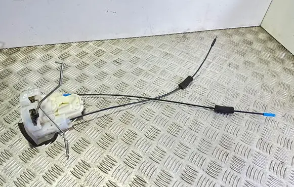 Subaru Outback Front door lock