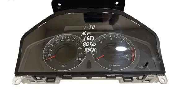 Volvo V70 Speedometer (instrument cluster) 31270899AA 36002598 69399270U