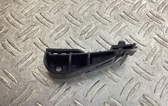 Lexus LS 460 - 600H Front bumper mounting bracket 5253850030
