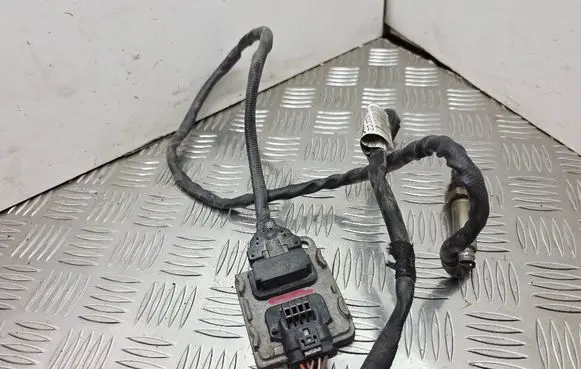 Mercedes-Benz E W213 Lambda probe sensor A0009057803 5WK97382 A2C95270100
