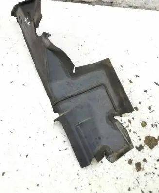 Renault Megane III Intercooler air guide/duct channel