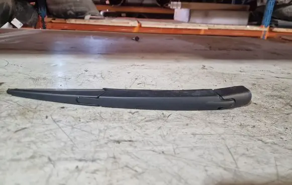 Ford B-MAX Rear wiper blade arm 