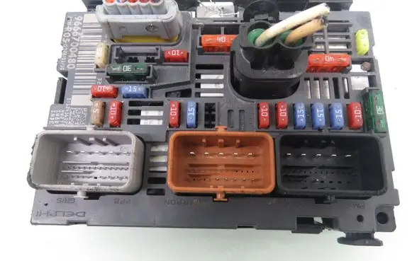 Citroen C4 I BSM Control unit 9666700480