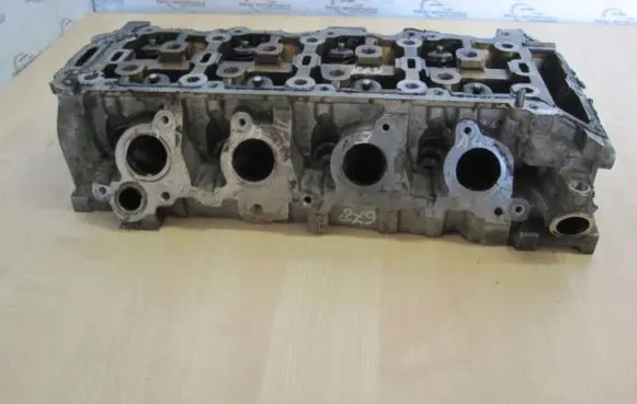 Seat Ibiza III (6L) Engine head 03F103373D