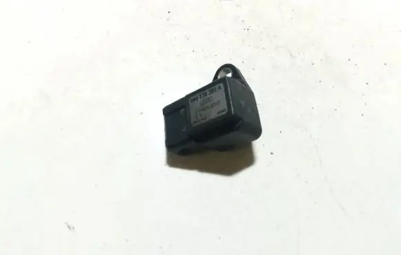 Audi A6 S6 C4 4A Air pressure sensor 046130385a 079800-3260