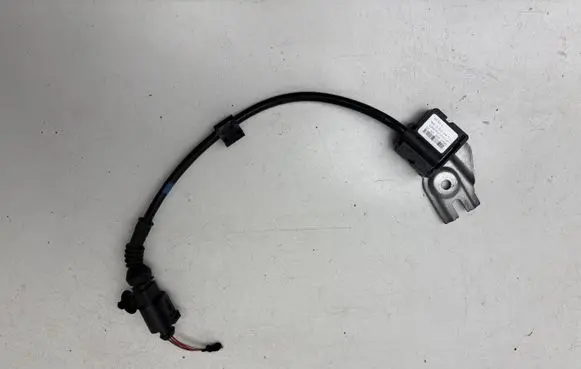 Volkswagen Touareg I ABS wheel speed sensor 7L0907673C