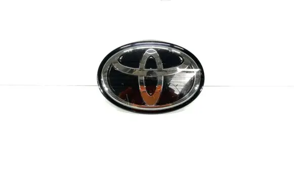 Toyota Corolla E210 E21 Manufacturer badge logo/emblem 9097502124