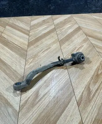 Mercedes-Benz E W212 Front lower control arm/wishbone