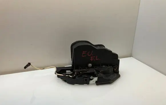 BMW 7 F01 F02 F03 F04 Front door lock 7185689 A053702