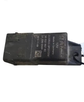 Peugeot 308 Glow plug pre-heat relay 9803299780 51299058A