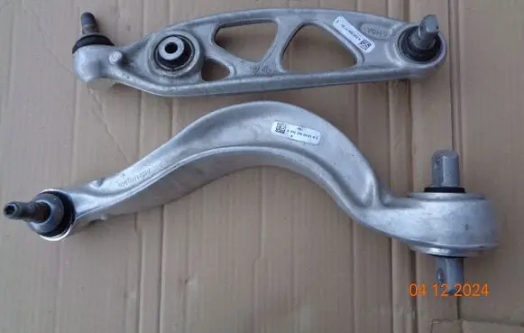 Mercedes-Benz SL R230 Rear control arm 2323308401