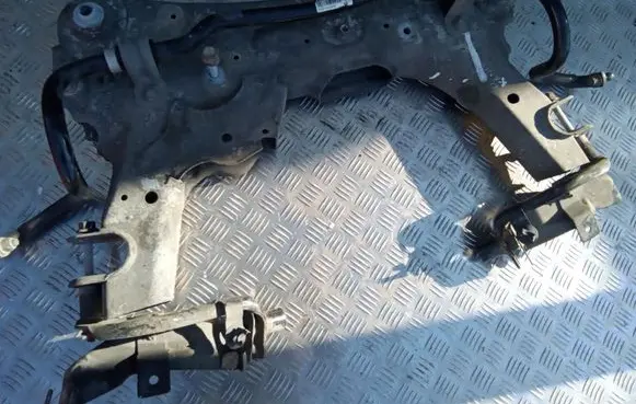 Renault Kangoo II Front subframe 544013205R 546111291R