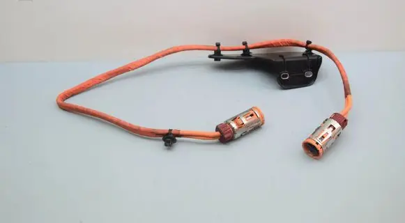 Positive cable (battery)