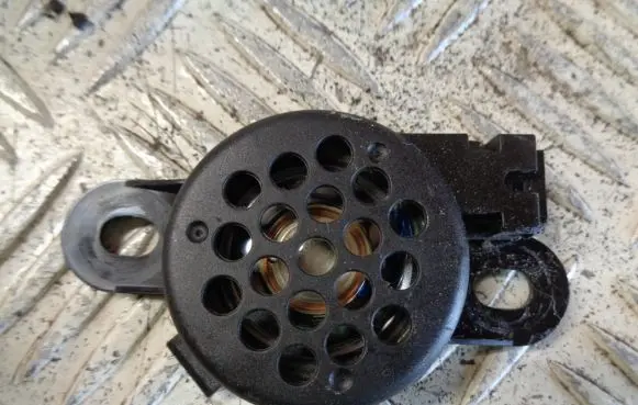 Volkswagen Golf Plus Parking PDC sensor speaker 8E0919279