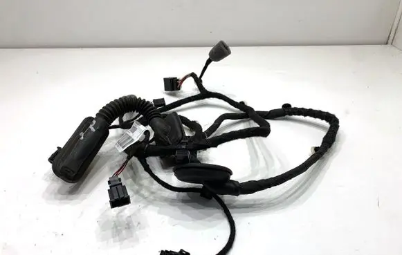Skoda Kamiq Front door wiring loom 