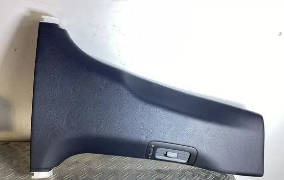 Lexus LS 460 - 600H (B) pillar trim (bottom) 5556530016