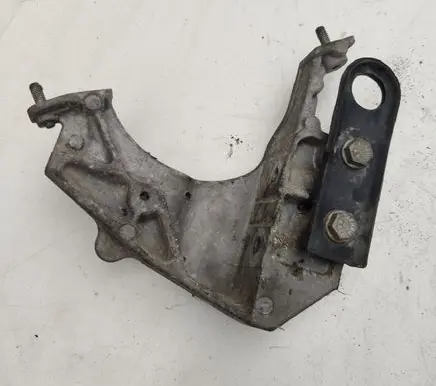 Citroen Berlingo Engine mounting bracket 9635969880