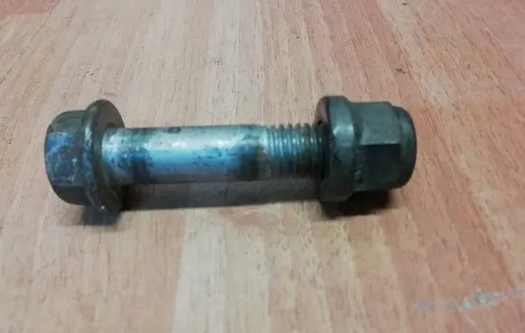 Renault Zoe Front suspension camber bolt 7703002731 7703034248