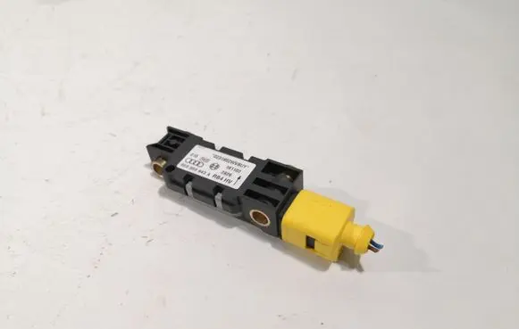 Audi A4 S4 B6 8E 8H Airbag deployment crash/impact sensor 8E0959643A