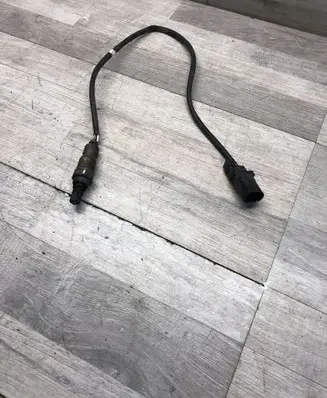 Volkswagen Touran II Lambda probe sensor 03L906263A