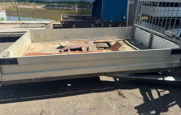 Mercedes-Benz Sprinter W901 W902 W903 W904 Side car body part 