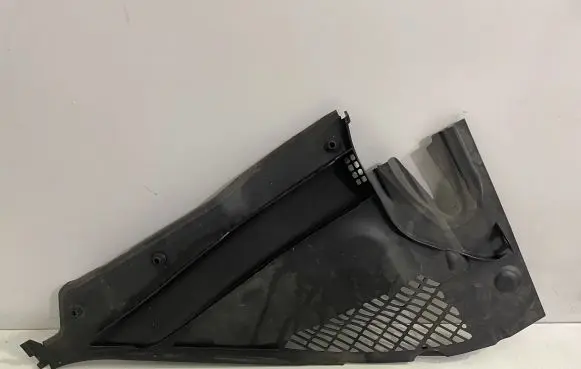 BMW 4 F32 F33 Wiper trim 9353043