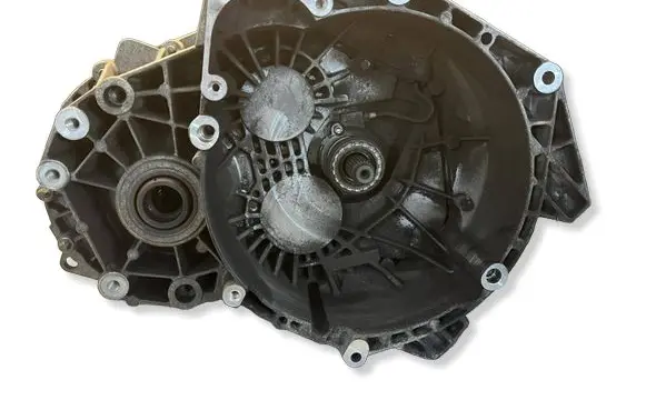 Opel Zafira C Manual 6 speed gearbox 