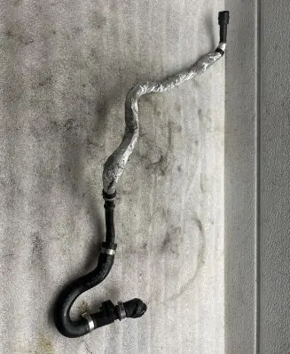 Audi A6 S6 C7 4G Vacuum line/pipe/hose 8K0611931
