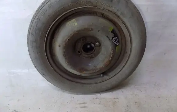 Mercedes-Benz C W205 R18 spare wheel 