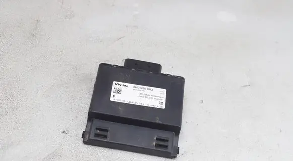 Audi Q5 SQ5 Voltage converter/converter module 8K0959663 111002109