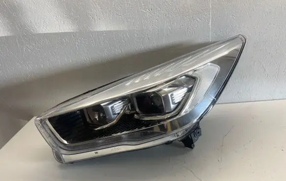 Ford Kuga II Headlight/headlamp GV4113D155AG 901564320P5T 90156432