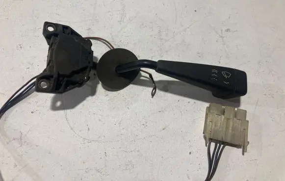 BMW 5 E28 Wiper control stalk 11079