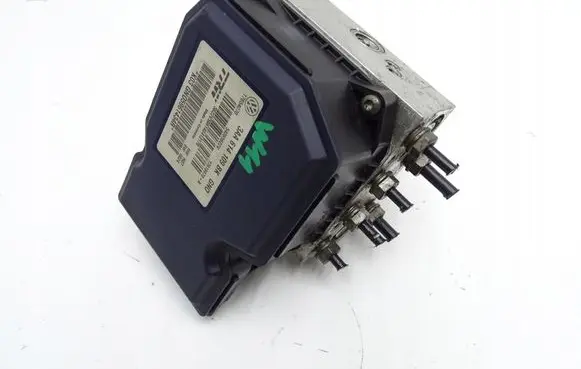Volkswagen PASSAT B7 ABS Pump 3AA614109BK