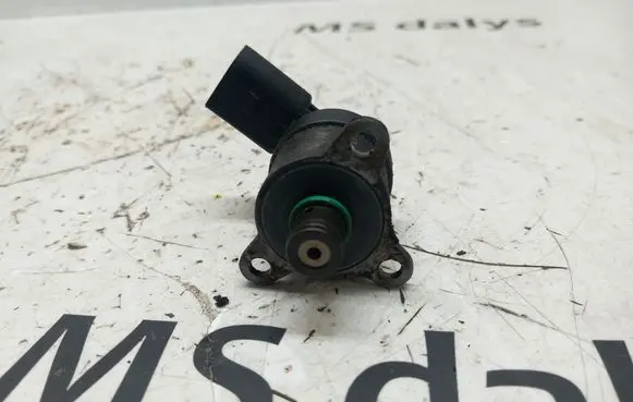 Mercedes-Benz ML W164 Fuel pressure sensor 0928400661