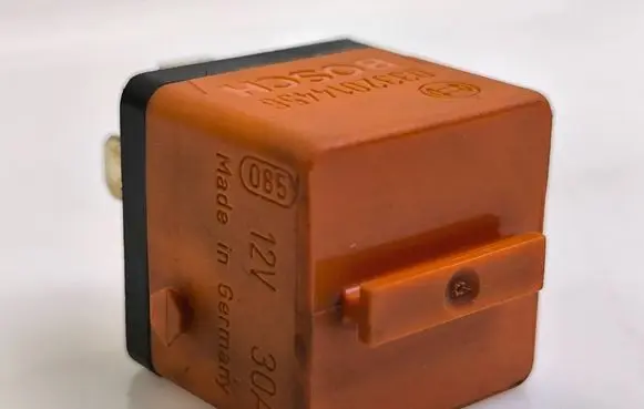 Audi A4 S4 B5 8D Other relay 0332014456