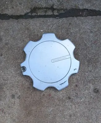 Volkswagen PASSAT B4 R14 wheel hub/cap/trim 357601147A