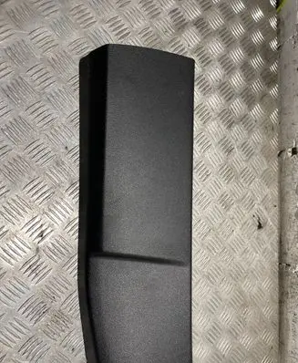 BMW X5 E70 (D) pillar trim (bottom) 7129753