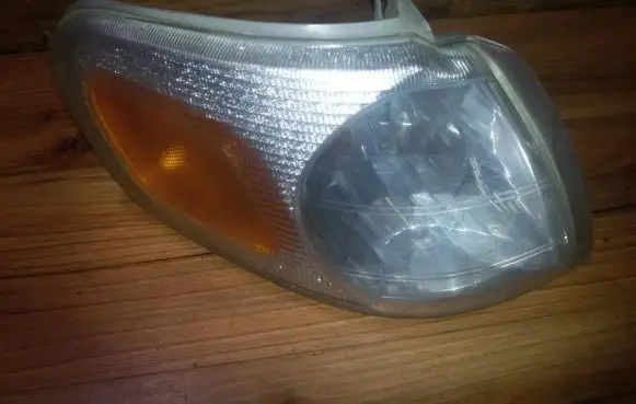 Opel Sintra Front indicator light 16521704a