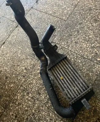 Opel Zafira A Intercooler radiator 09129519 73645