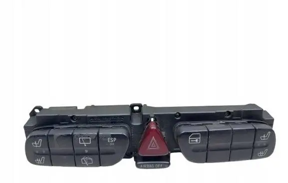 Mercedes-Benz C W203 Hazard light switch 2038218658 20520298001 3306410200